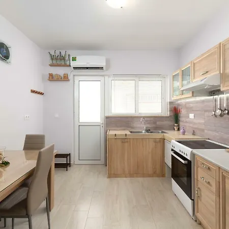 Lilla Cozy House דירה *